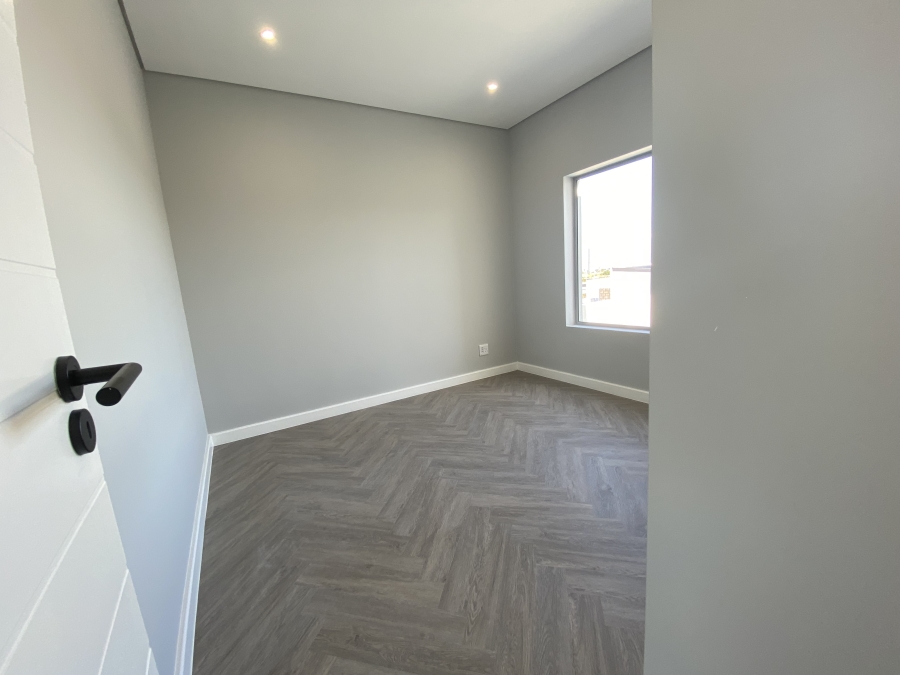4 Bedroom Property for Sale in Sandown Western Cape